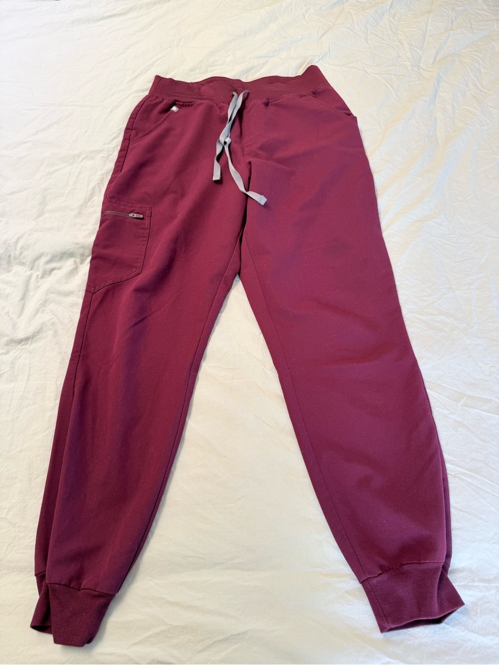 Figs Women's Maroon Jogger Scrub Pants